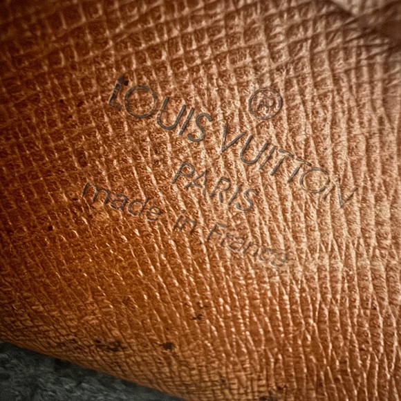 Louis Vuitton Monogram Wristlet Clutch in Brown - Picture 4 of 11